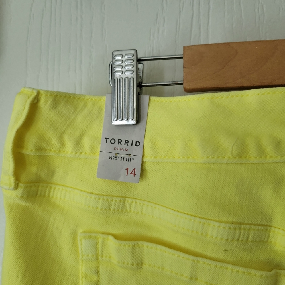 Torrid Denim Shorts - Picture 3 of 9